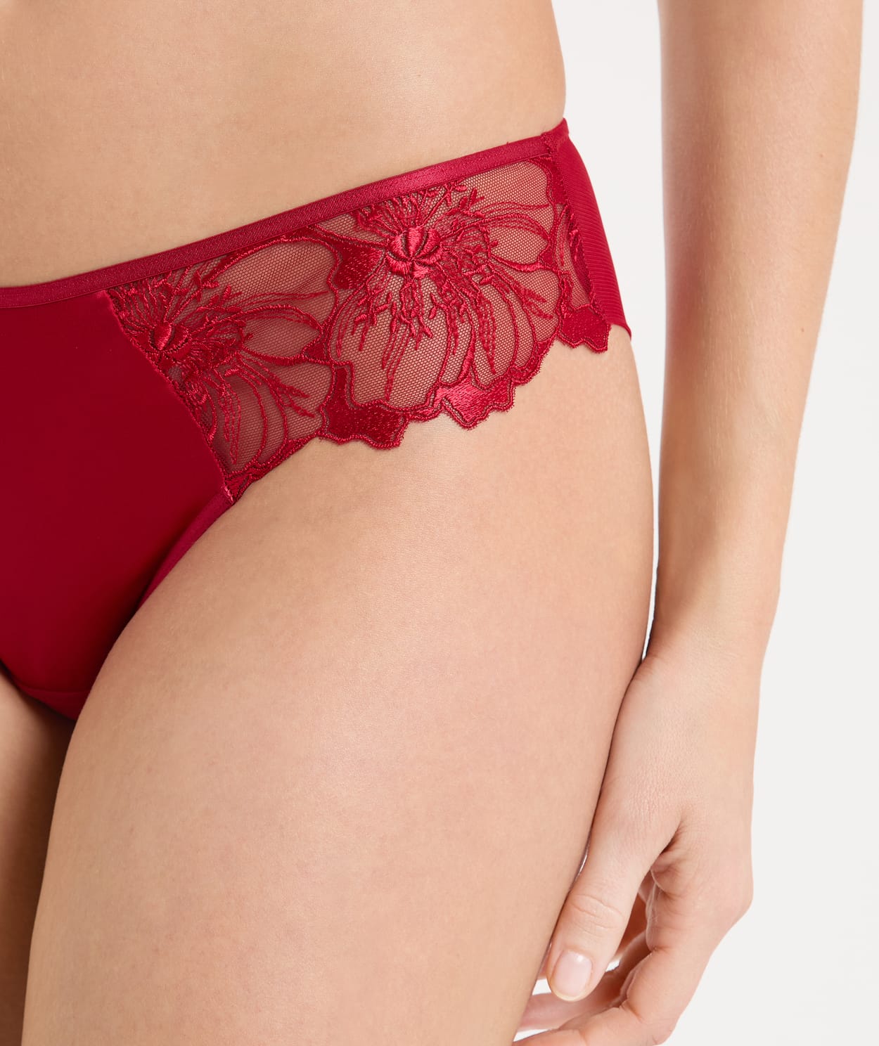 Hipster en tulle brodée - Image 5