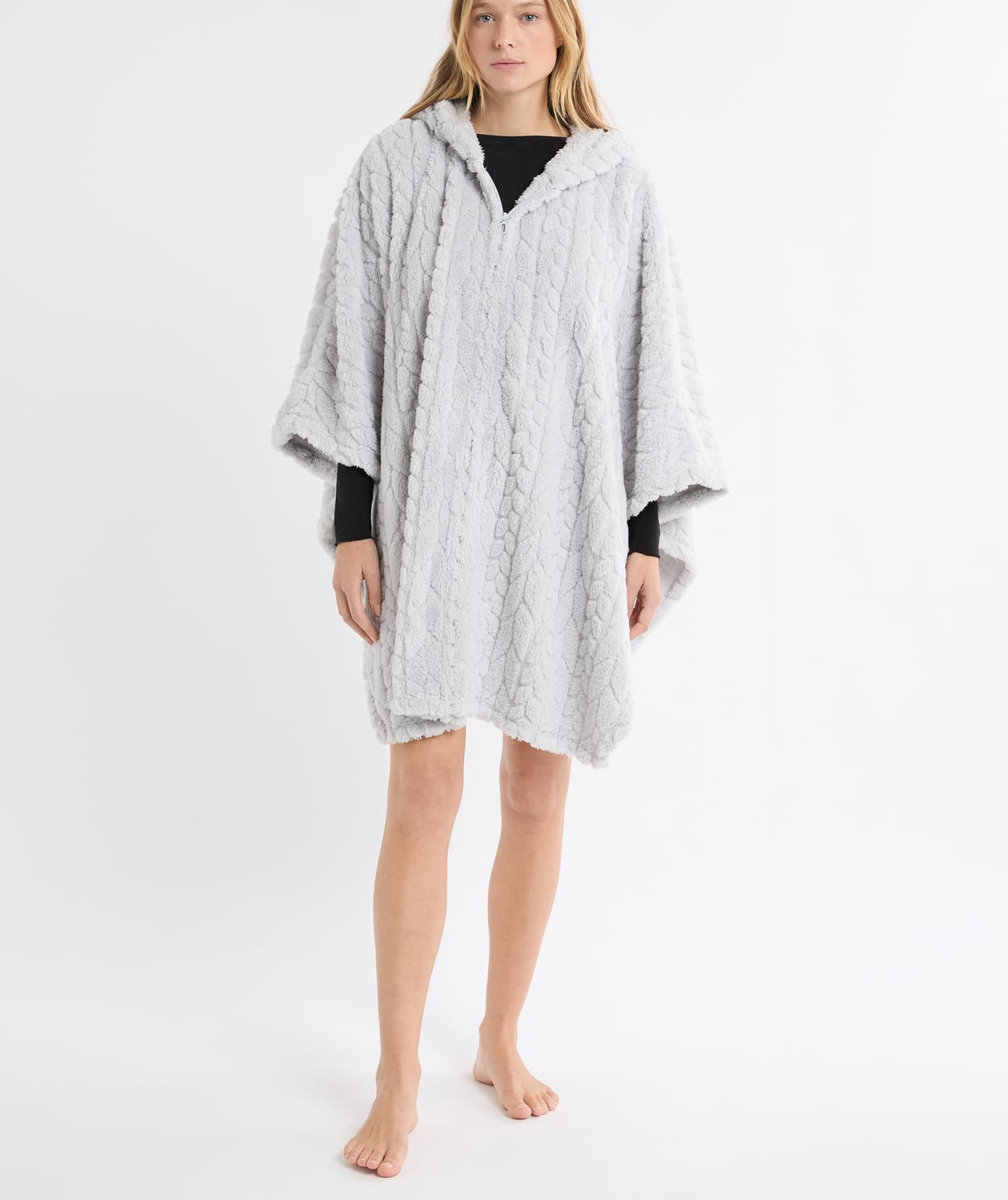 Poncho à manches 3/4 - Image 1