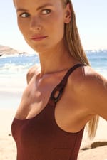 Maillot de bain 1 pièce asymétrique pailleté - Miniature 5