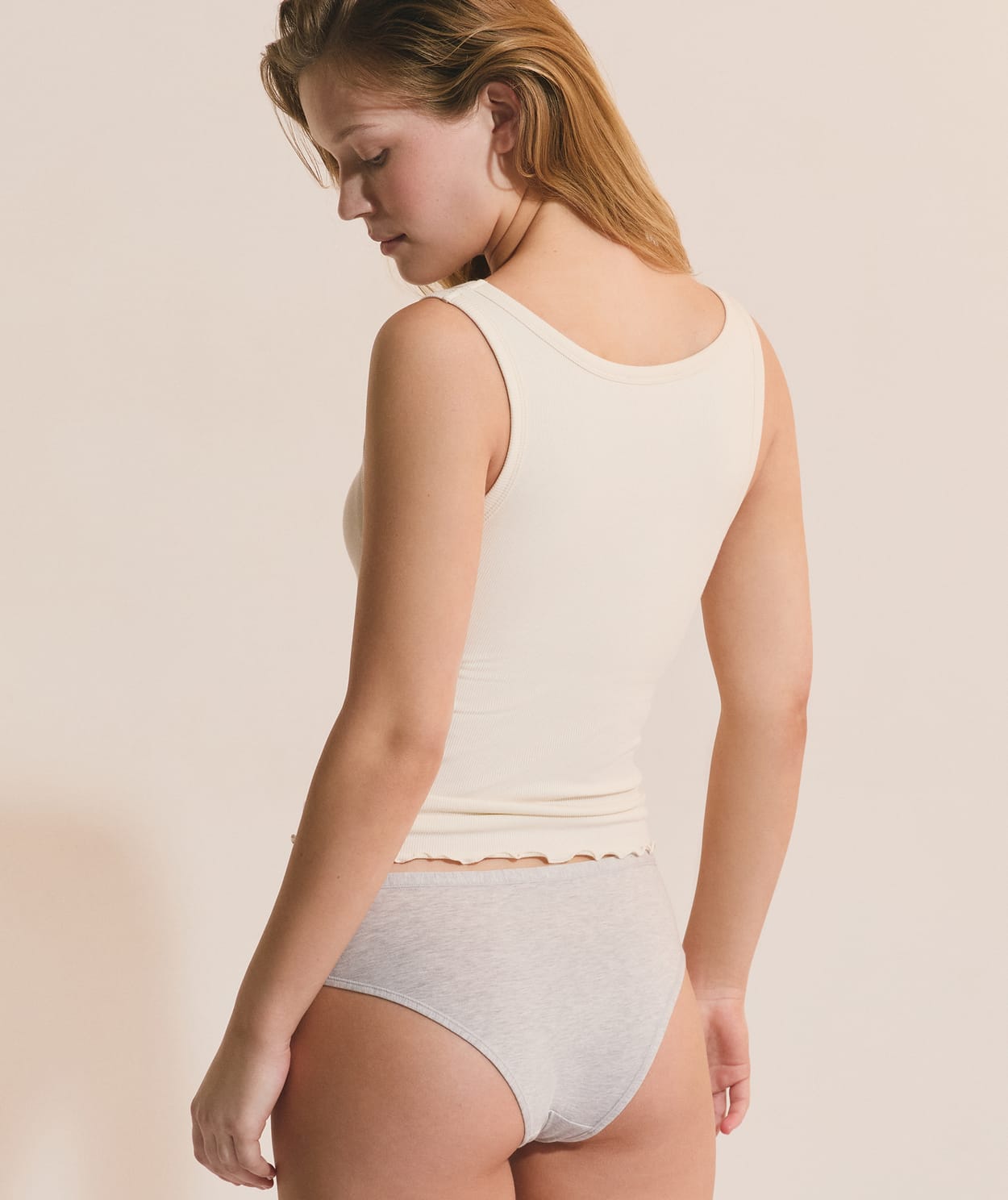 Débardeur avec brassière intégrée - Image 3