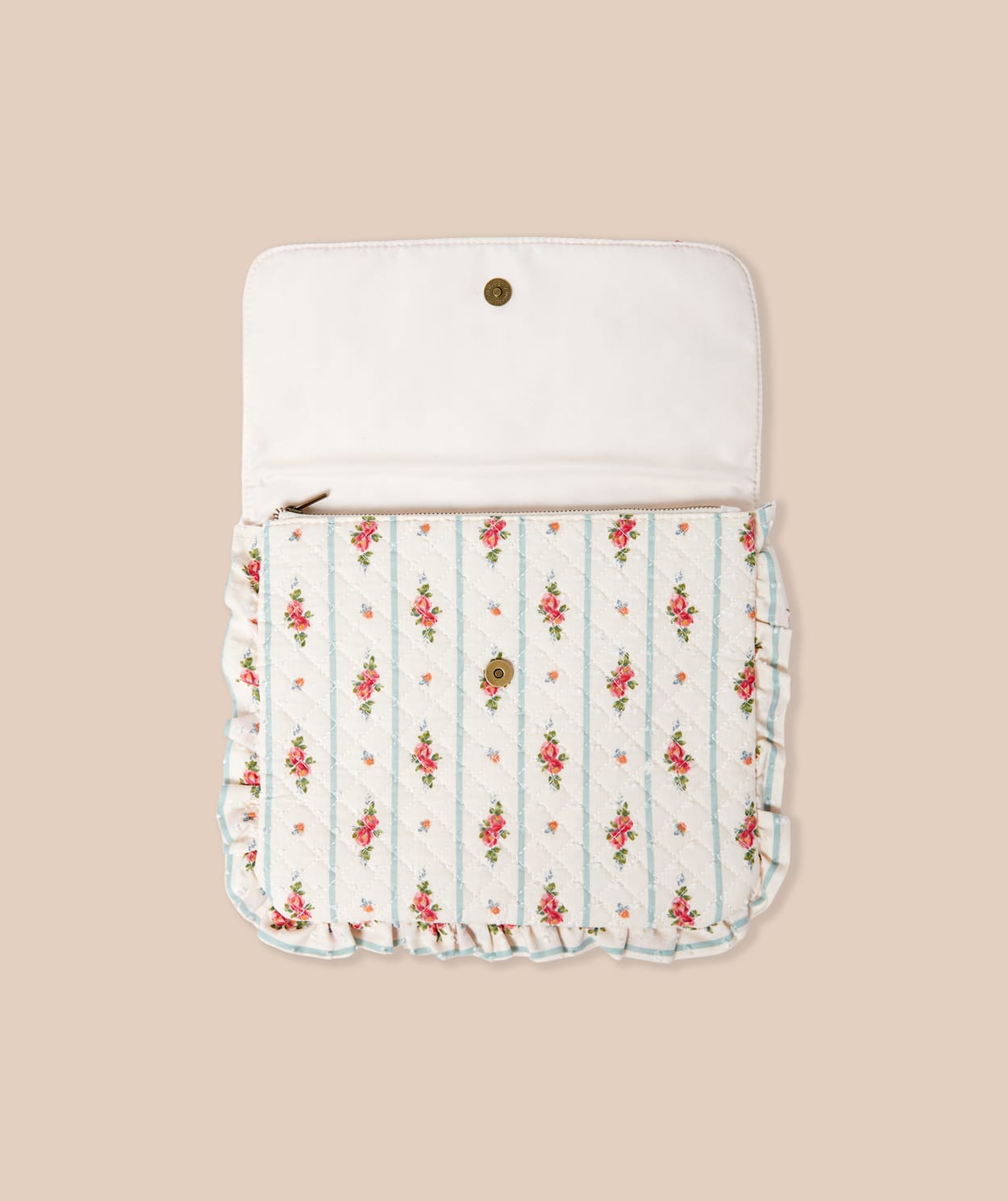 Trousse matelassée en coton à motifs fleurs avec bords froufrou - Image 3