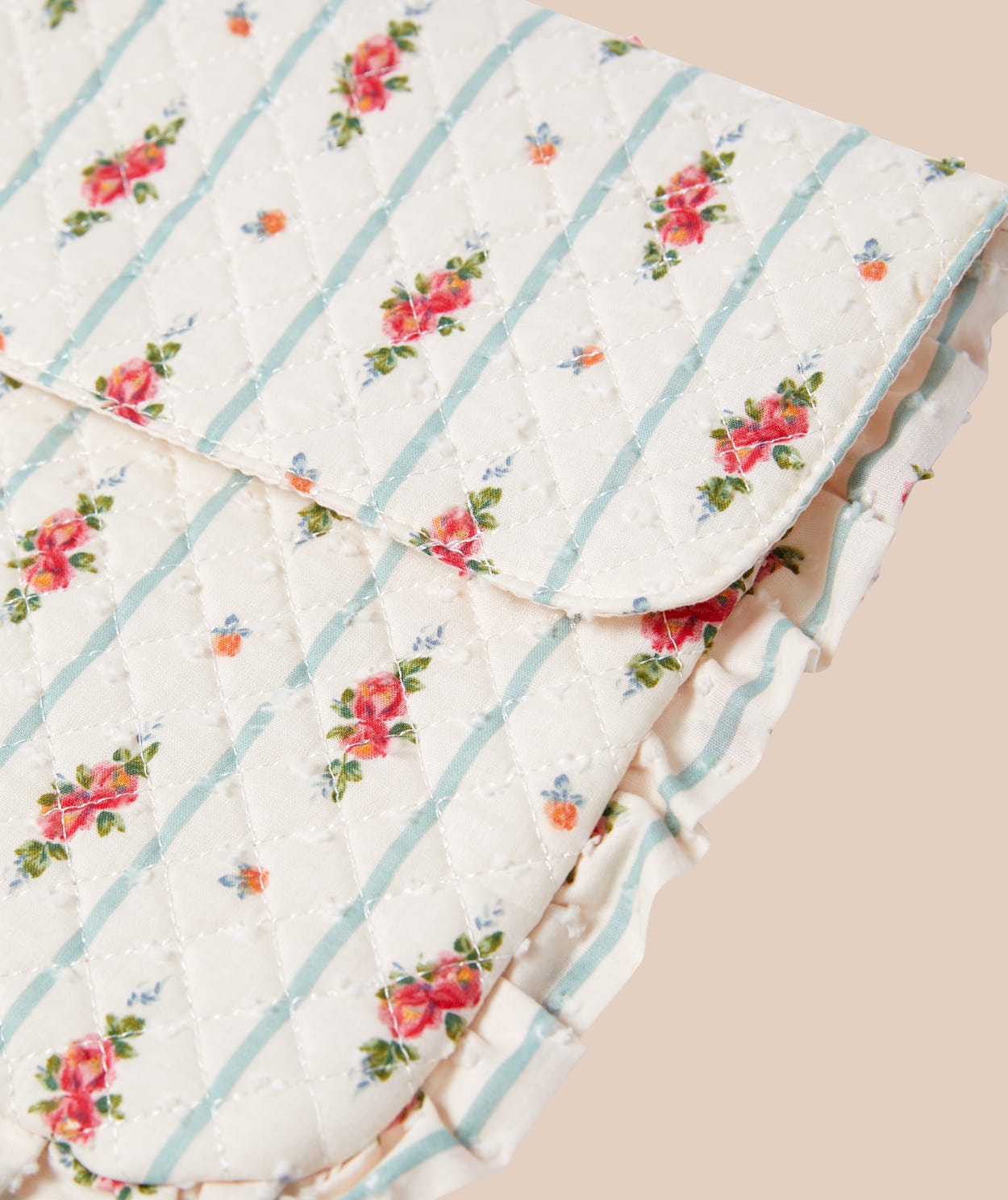 Trousse matelassée en coton à motifs fleurs avec bords froufrou - Image 4