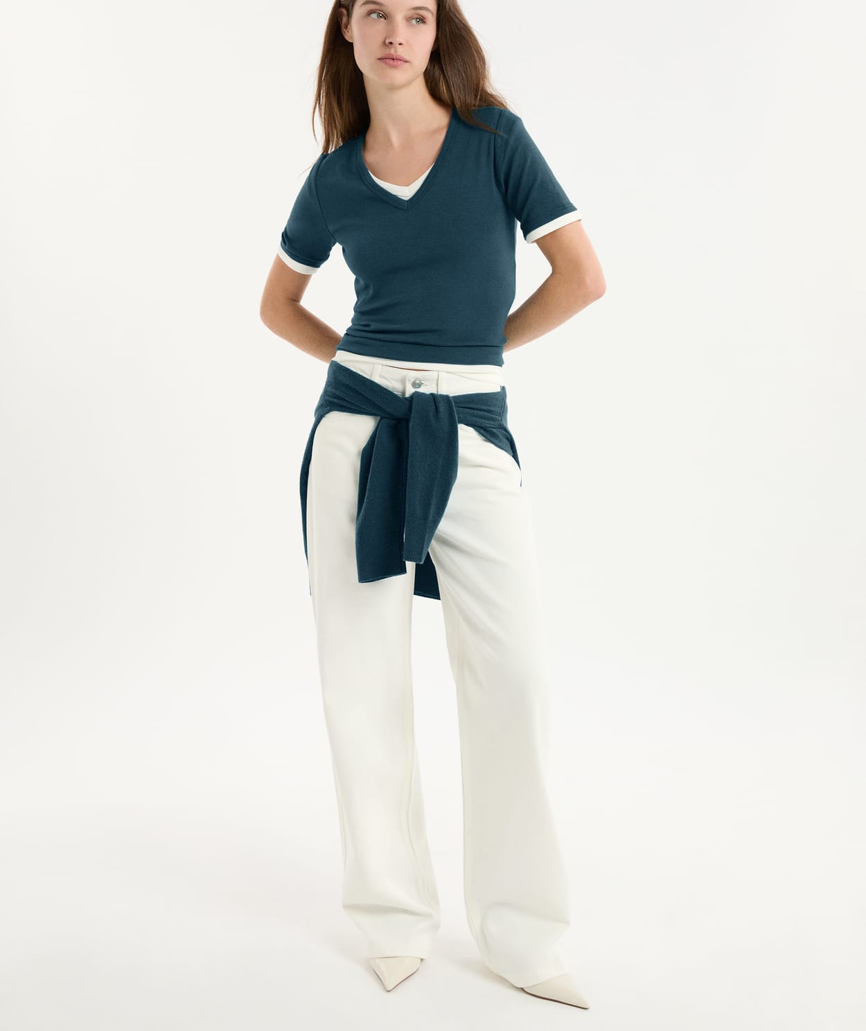 T-shirt à col V avec coton modal - Image 3