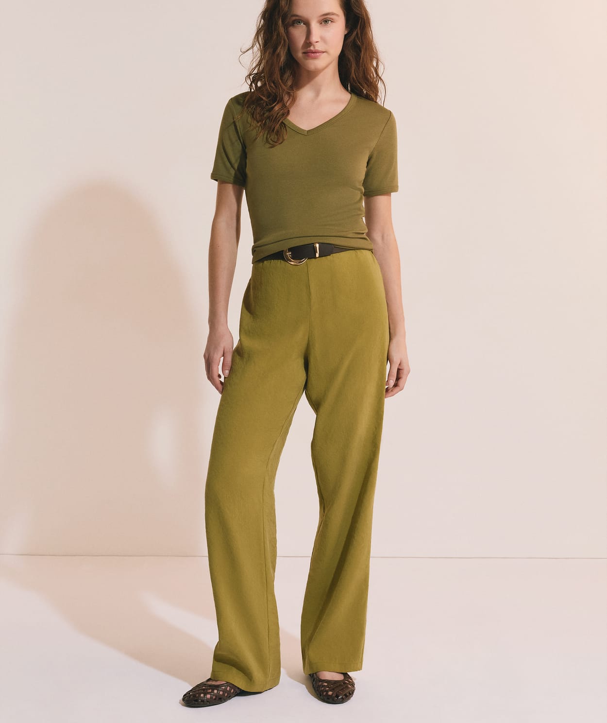 T-shirt à col V avec coton modal - Image 3