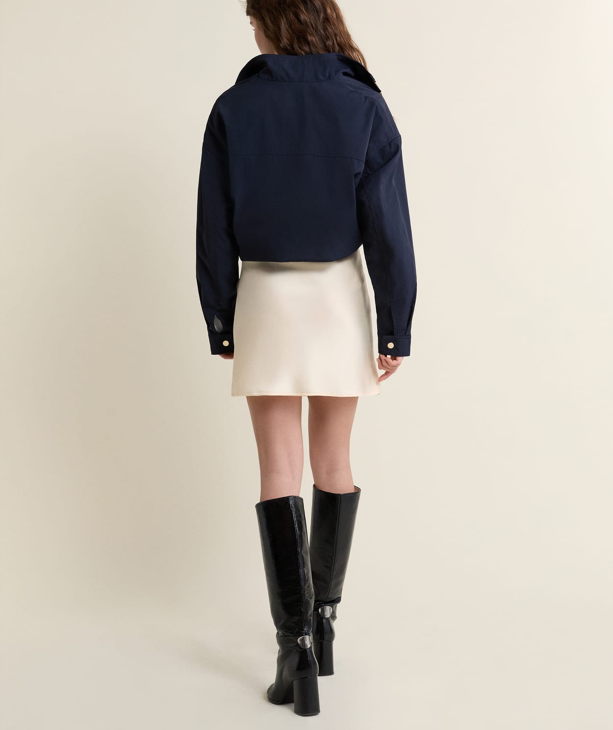 Jupe courte satinée - Image 2