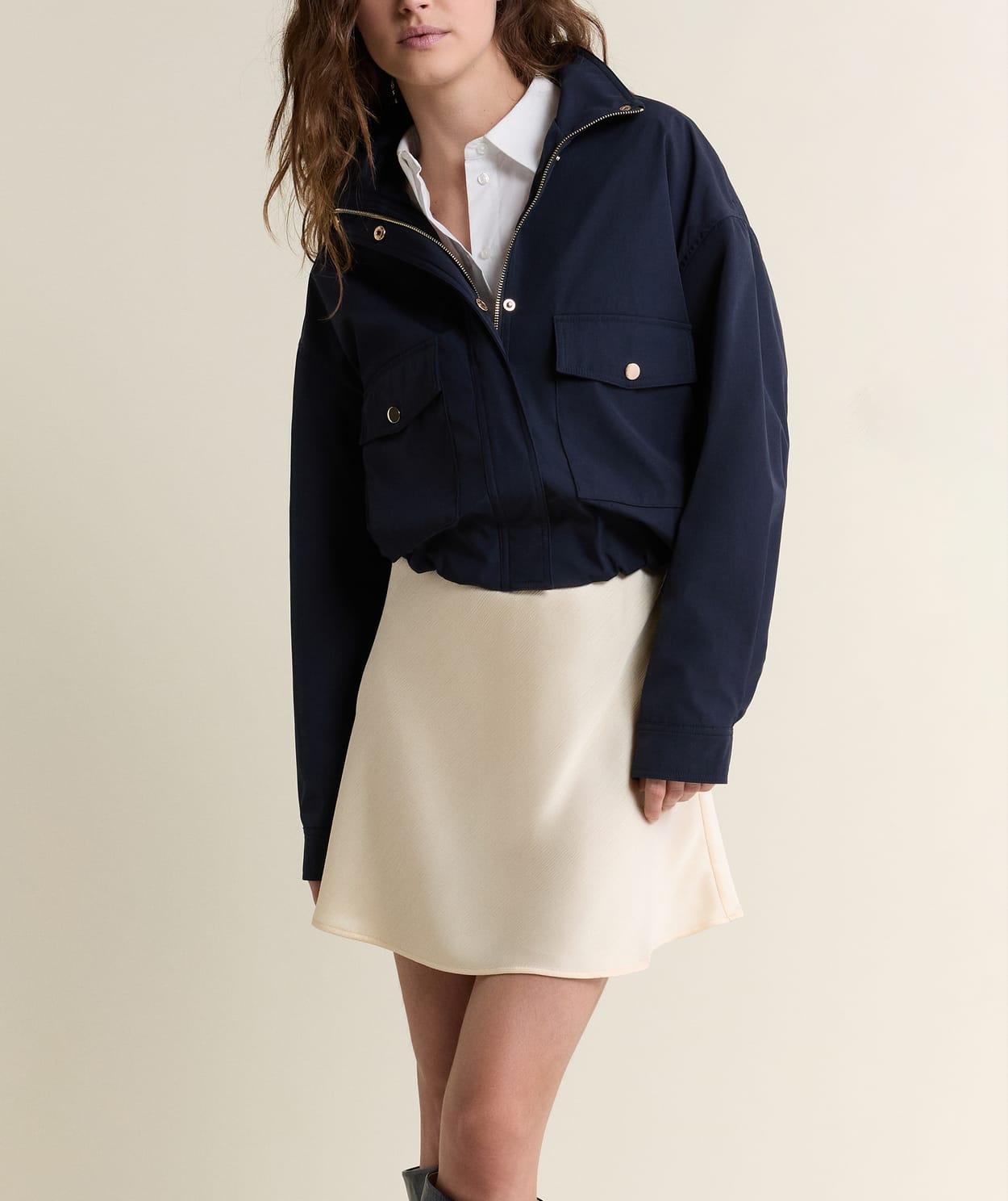 Jupe courte satinée - Image 4