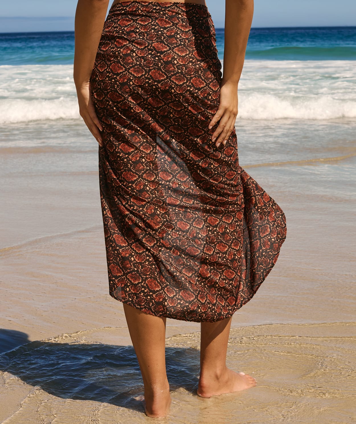 Paréo en coton à imprimé python à nouer - Image 2