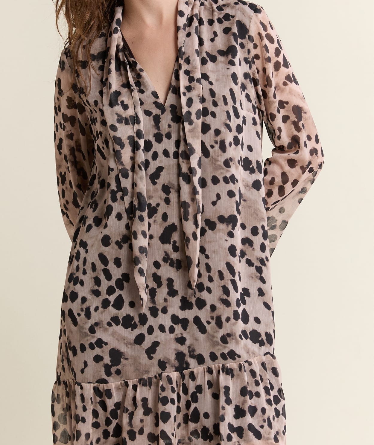 Robe courte à motifs - Image 4