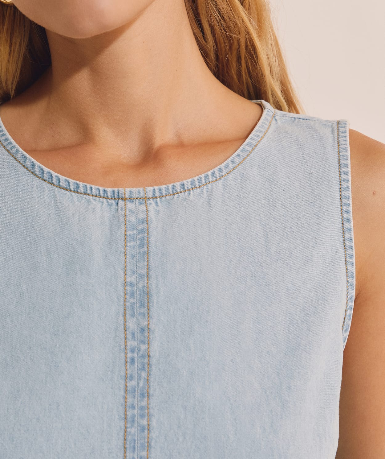Robe courte en jean - Image 4